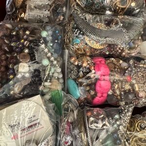 1 Pound Lb Bag Jewelry Vintage Modern Lot Curated Premium All Wearable Resell